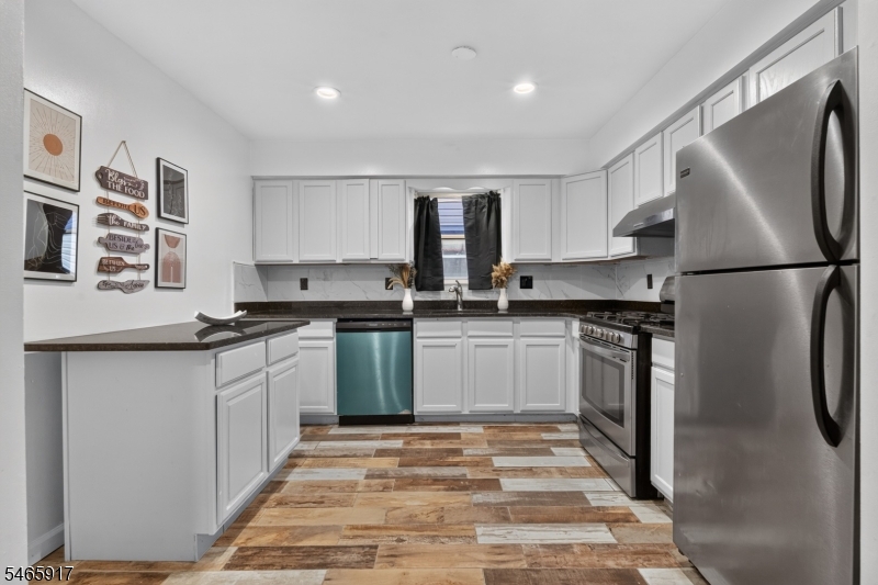 409 Halsey Street Newark NJ 07102