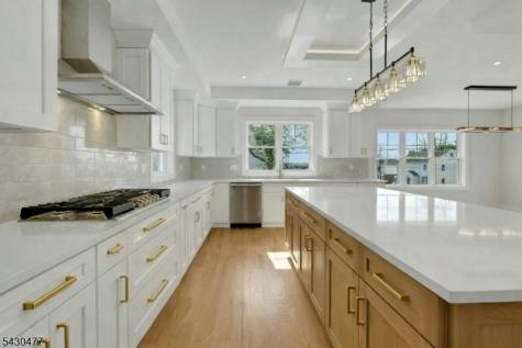 30 Centre Nutley NJ 07110