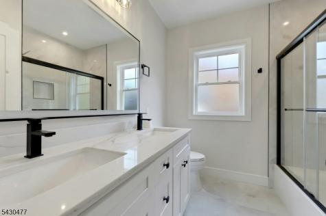 30 Centre Nutley NJ 07110