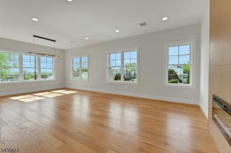 30 Centre Nutley NJ 07110