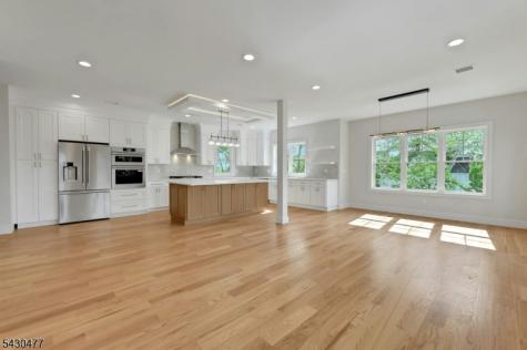 30 Centre Nutley NJ 07110