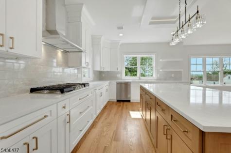 30 Centre Nutley NJ 07110