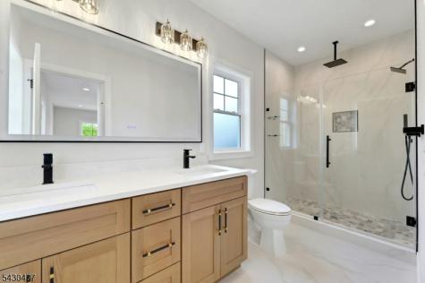 30 Centre Nutley NJ 07110