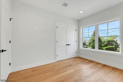 30 Centre Nutley NJ 07110