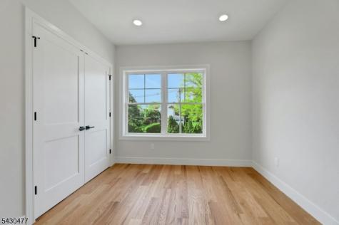 30 Centre Nutley NJ 07110