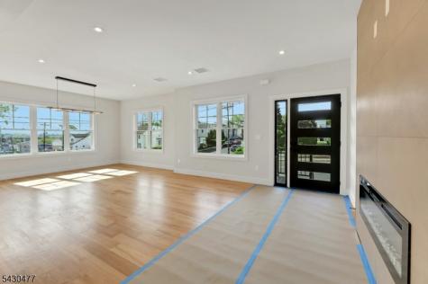 30 Centre Nutley NJ 07110