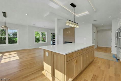 30 Centre Nutley NJ 07110