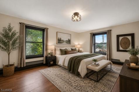 366 7TH Avenue W Newark NJ 07107