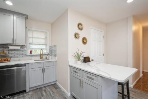 298 Nedellec Drive Saddle Brook NJ 07663