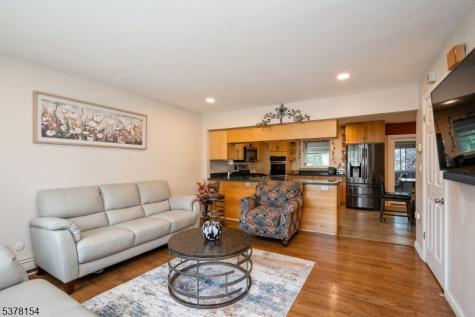 298 Nedellec Drive Saddle Brook NJ 07663