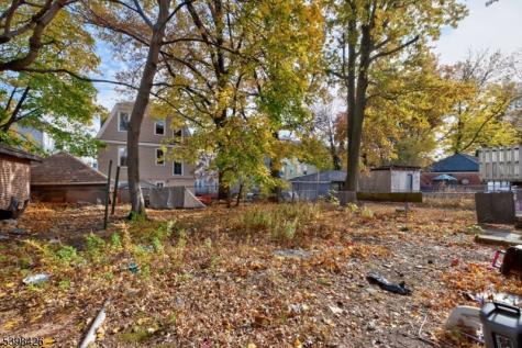 78 Treacy Avenue Newark NJ 07108