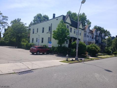73 Franklin Street East Orange NJ 07017