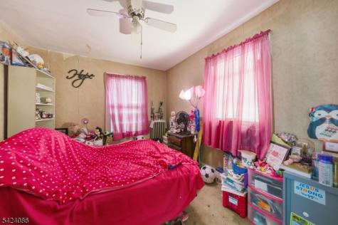 27 Longview Street West Orange NJ 07052