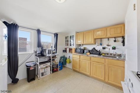 27 Longview Street West Orange NJ 07052