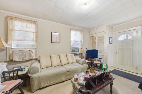 27 Longview Street West Orange NJ 07052