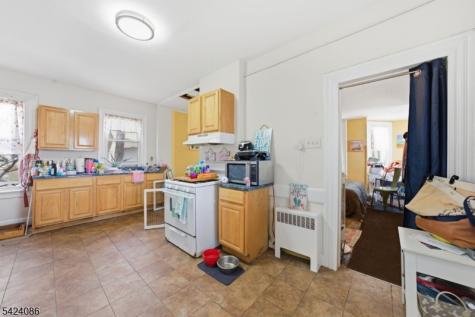 27 Longview Street West Orange NJ 07052