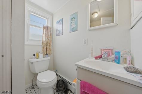 27 Longview Street West Orange NJ 07052