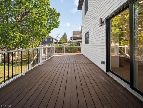 432 Jefferson Street Carlstadt NJ 07072
