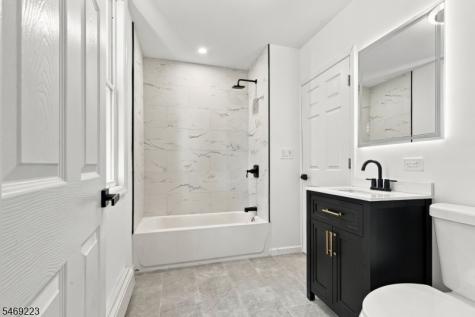 75 Washington Street East Orange NJ 07017