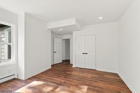 75 Washington Street East Orange NJ 07017