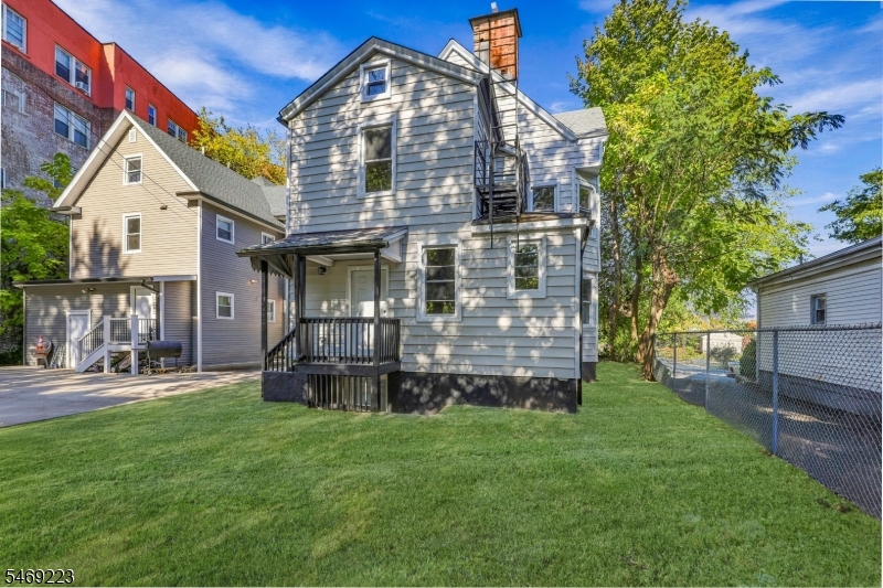 75 Washington Street East Orange NJ 07017
