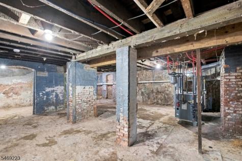 75 Washington Street East Orange NJ 07017