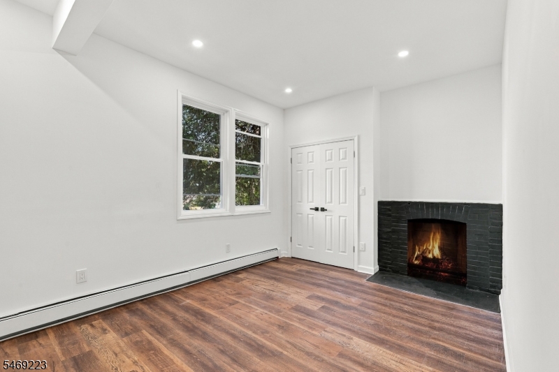 75 Washington Street East Orange NJ 07017