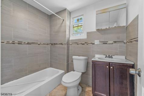 488 S 12th Street Newark NJ 07103
