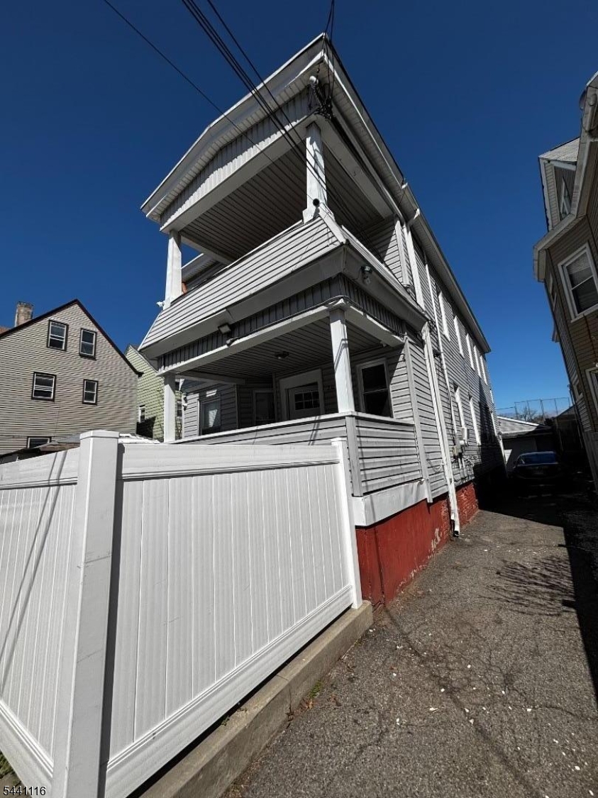 203 Lawrence Street Paterson NJ 07501