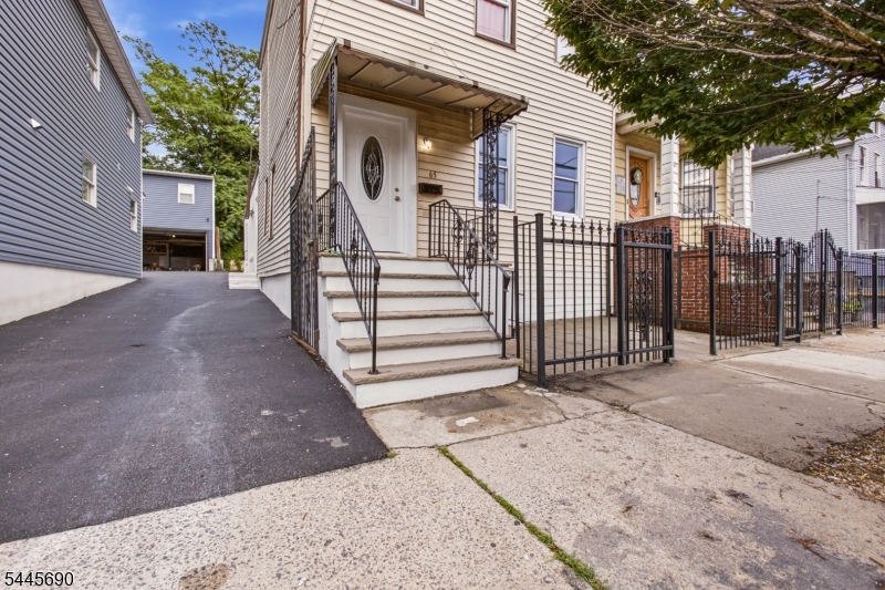 65 Highland Avenue Newark NJ 07104