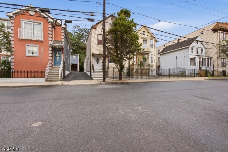 65 Highland Avenue Newark NJ 07104