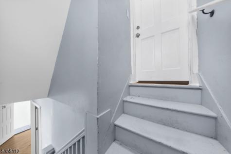 79 Delmar Place Irvington NJ 07111