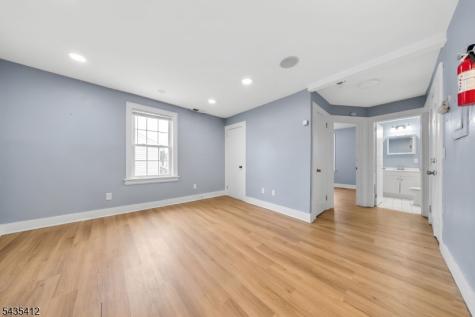 79 Delmar Place Irvington NJ 07111