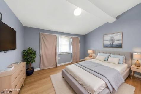 79 Delmar Place Irvington NJ 07111