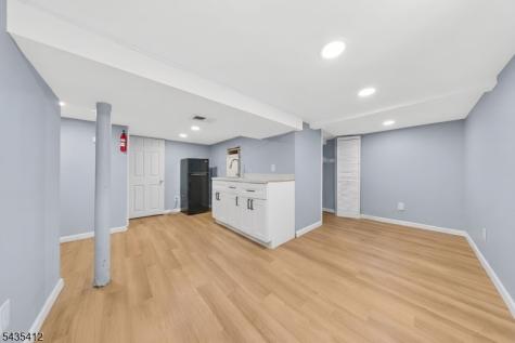 79 Delmar Place Irvington NJ 07111