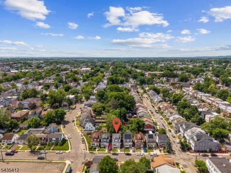 79 Delmar Place Irvington NJ 07111
