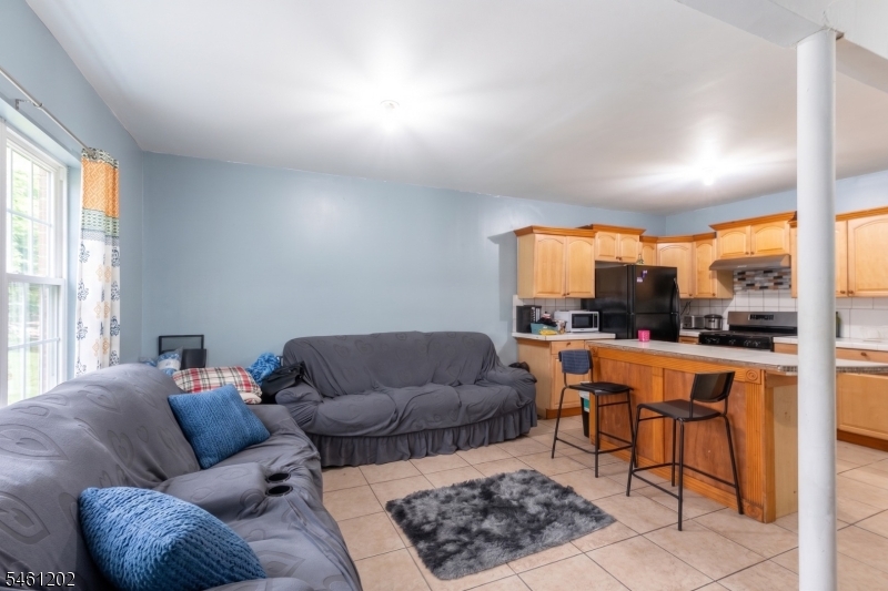 363 Summer Street Paterson NJ 07501
