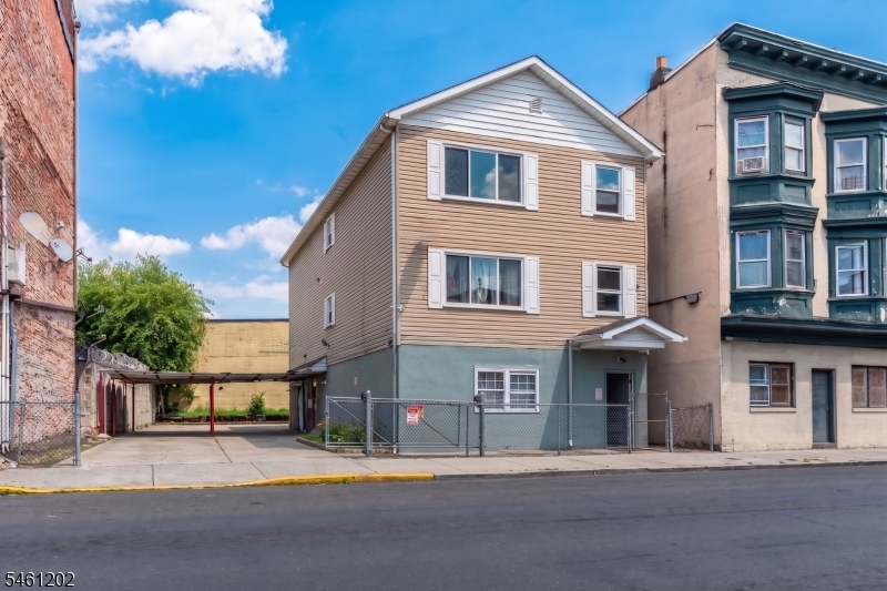 363 Summer Street Paterson NJ 07501