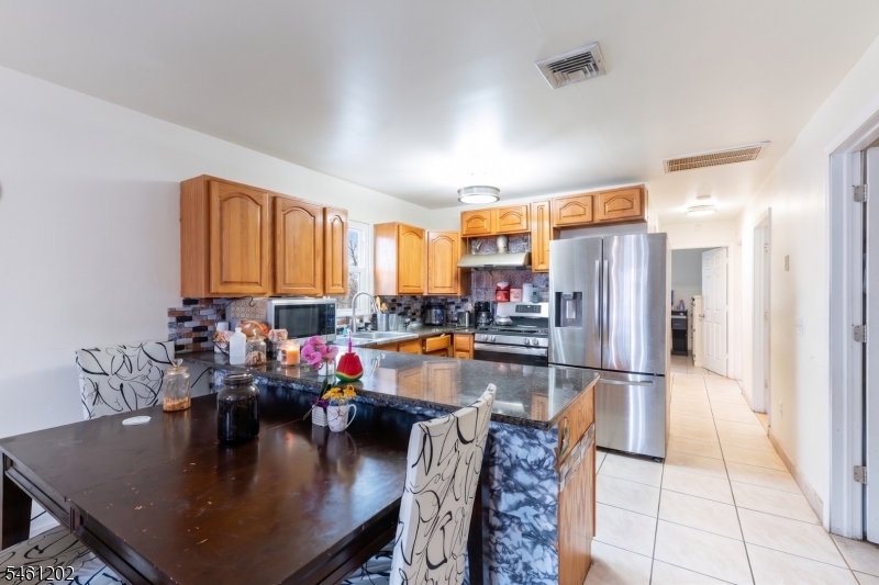 363 Summer Street Paterson NJ 07501