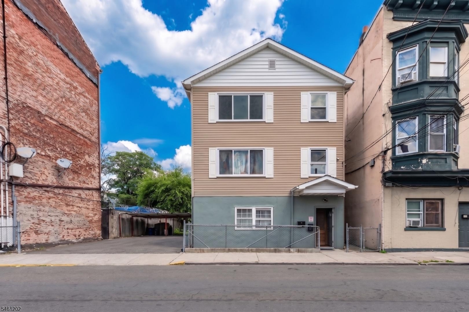 363 Summer Street Paterson NJ 07501