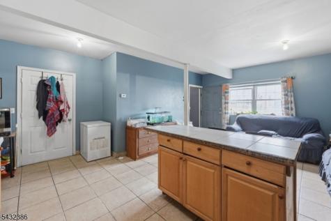 363 Summer Street Paterson NJ 07501