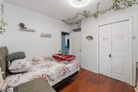 363 Summer Street Paterson NJ 07501
