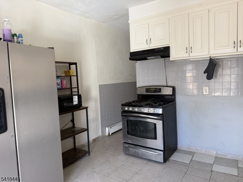 1052 Grove Street Irvington NJ 07111