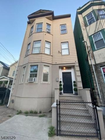 266 Littleton Avenue Newark NJ 07103