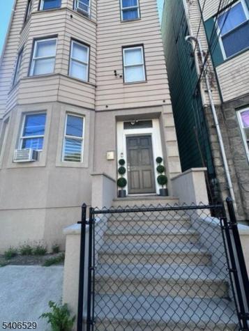 266 Littleton Avenue Newark NJ 07103