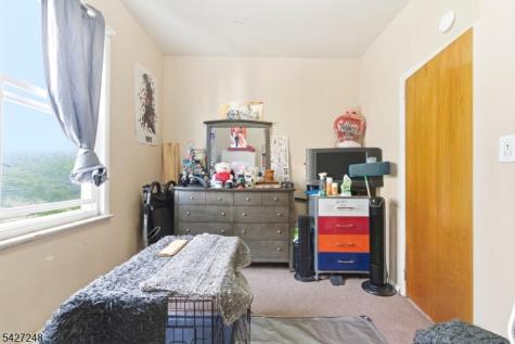 8 Horatio Street Newark NJ 07105