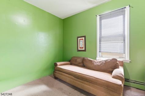 8 Horatio Street Newark NJ 07105
