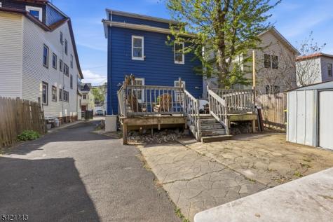 134 W End Avenue Newark NJ 07106