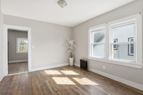 134 W End Avenue Newark NJ 07106