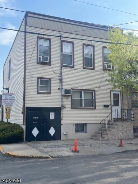 408 Chestnut Street Newark NJ 07105